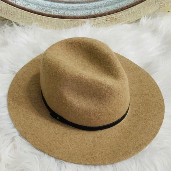Banana Republic Tan Felt Fedora Hat NWOT Banana Republic Women main image 3